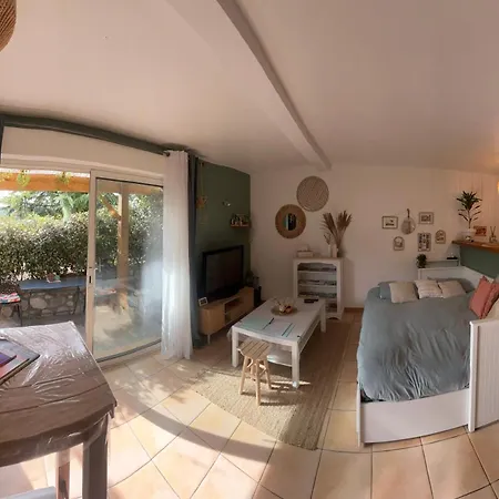 Appartamento Grand En Rez De Jardin Avec Terrasse Parking Motos Digne-les-Bains